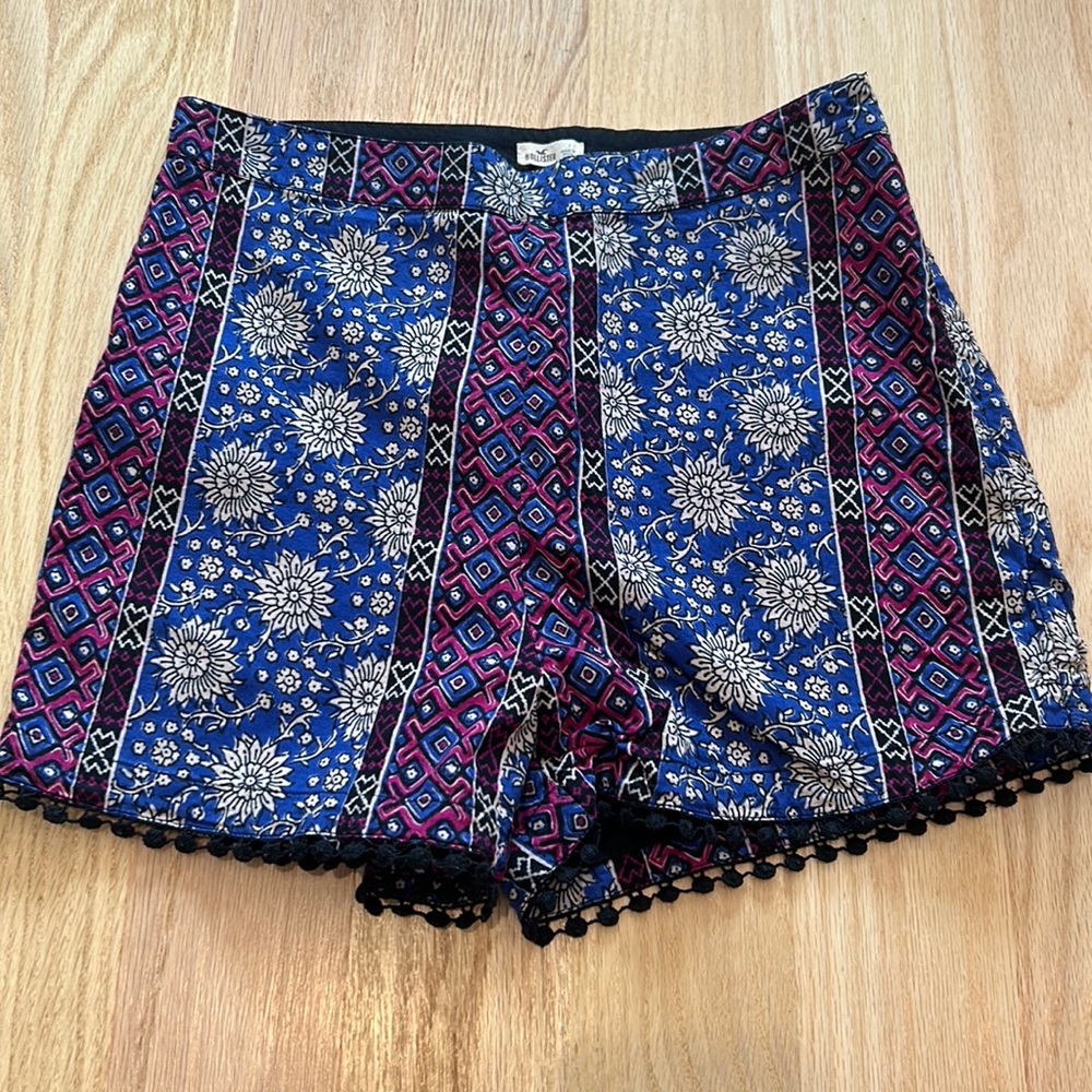 Hollister High Waisted Short - Size 1